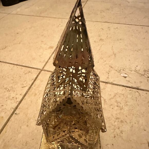 Cutout Brass Shaped Cathedral Church Votive Candle holder Christmas Decoration - Picture 11 of 13